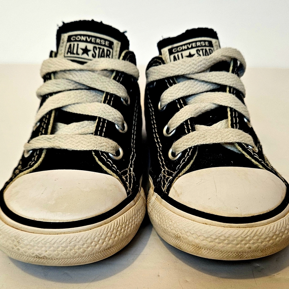 Preloved Black Converse Chuck Taylor All Star Low-Top Sneakers | Toddler Infant